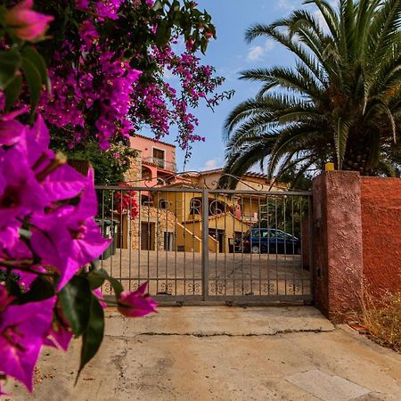 Appartamento Le Pergole 02 - Trilocale con posto auto La Maddalena  Esterno foto